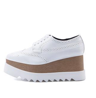Women's Shoes With Carved Waterproof Platform Wedges - Clothing Personality