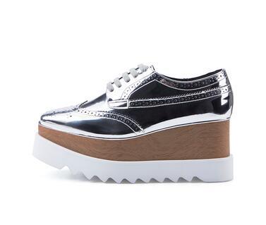 Women's Shoes With Carved Waterproof Platform Wedges - Clothing Personality