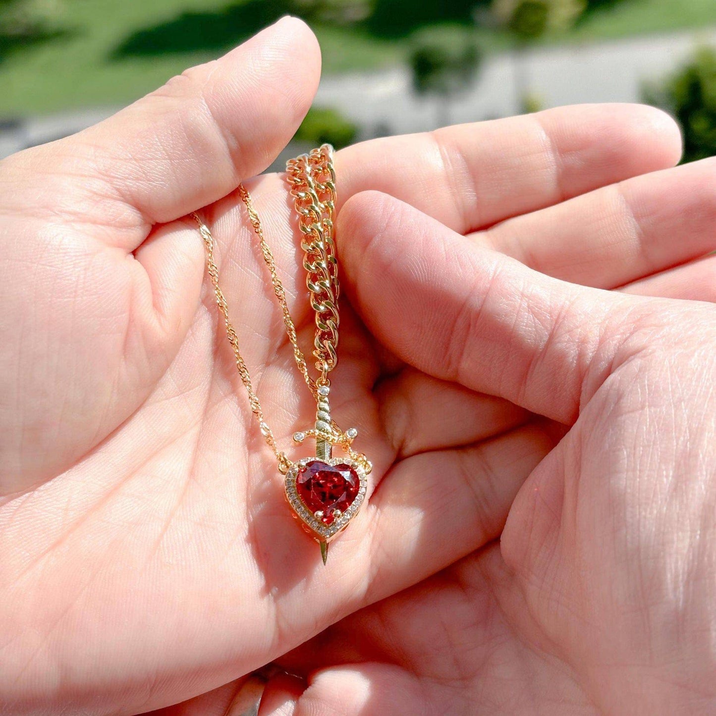 Gothic Punk One Arrow Through The Heart Creative Two Color Couple Necklace Red Rhinestone Heart Dagger Necklace Good Friend Gift Fashion Jewelry - Clothing Personality