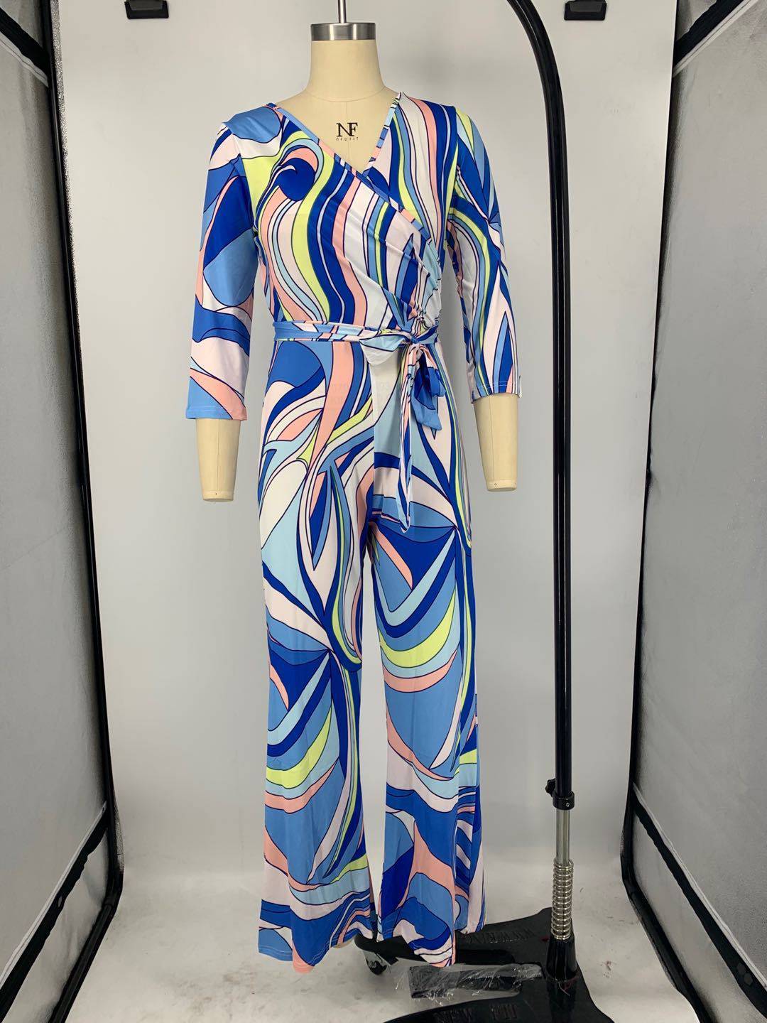 Women's V-Neck Long Sleeve Print Jumpsuit - Clothing Personality