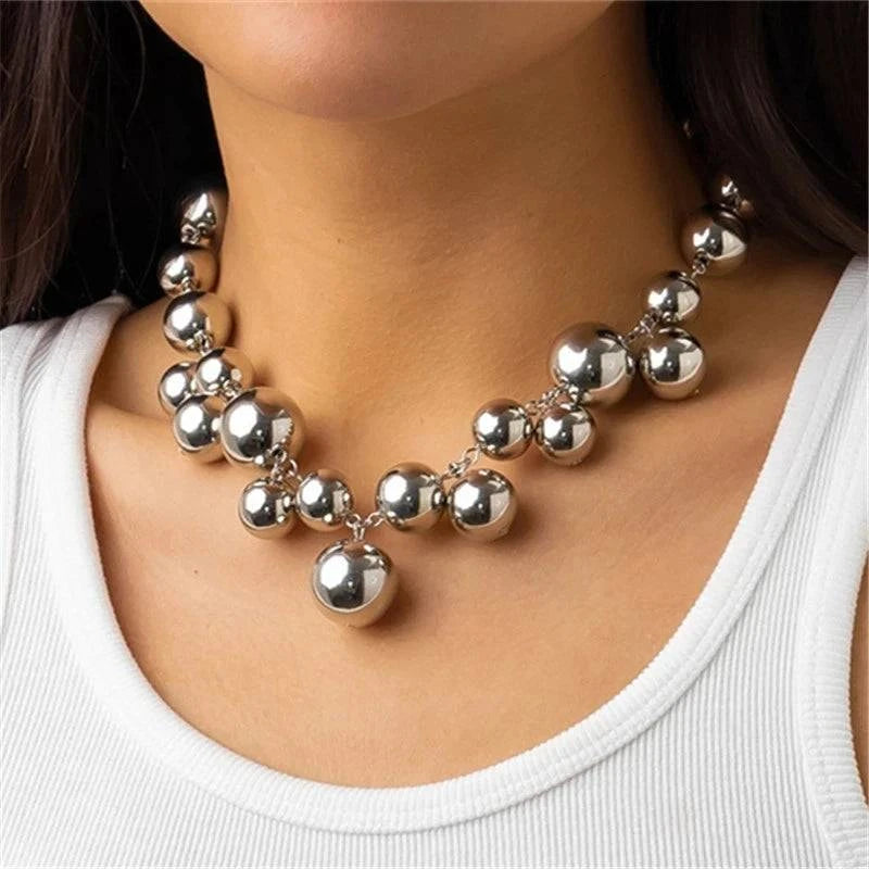 Vintage Hyperbole Bead Pearls Necklace Collarbone Chain Women's Elegant Pendant Necklace Bride Jewelry - Clothing Personality