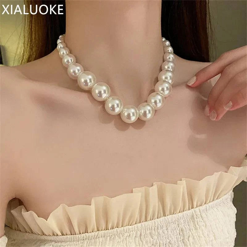 Vintage Hyperbole Bead Pearls Necklace Collarbone Chain Women's Elegant Pendant Necklace Bride Jewelry - Clothing Personality