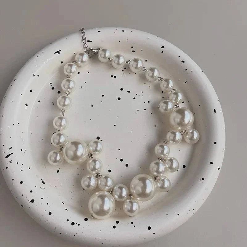 Vintage Hyperbole Bead Pearls Necklace Collarbone Chain Women's Elegant Pendant Necklace Bride Jewelry - Clothing Personality