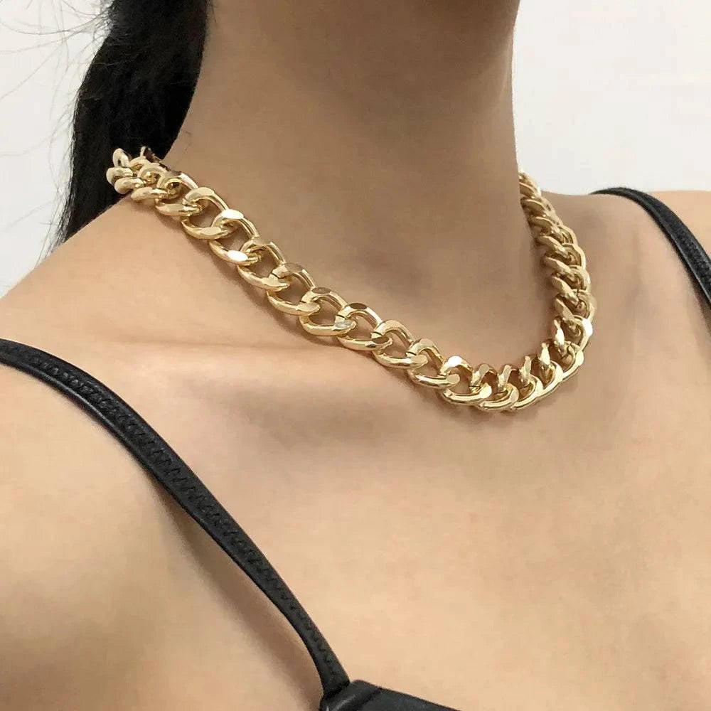 Vintage Round Charm Layered Necklace Women's Jewelry Layered Accessories for Girls Clothing Aesthetic Gifts Fashion Pendant 2022 - Clothing Personality