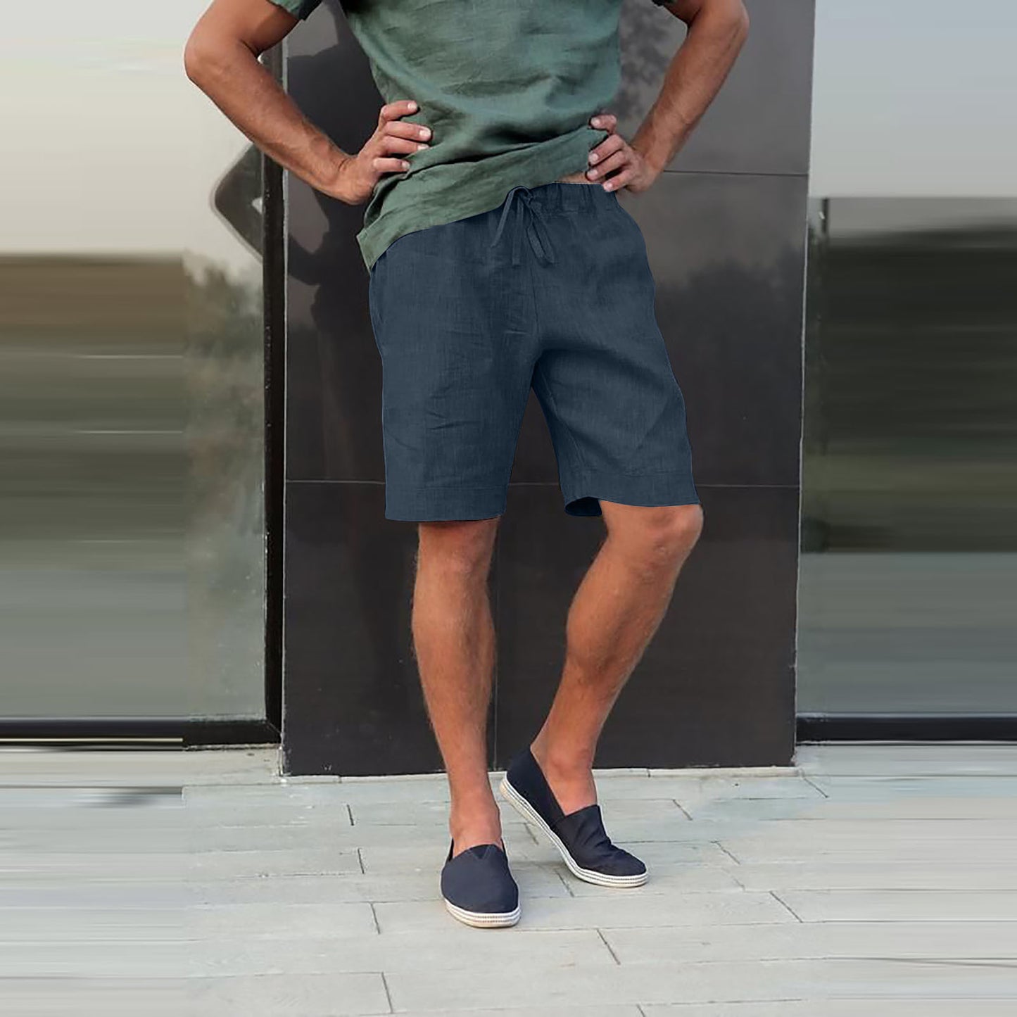 Linen Multi-pocket Drawstring Casual Shorts