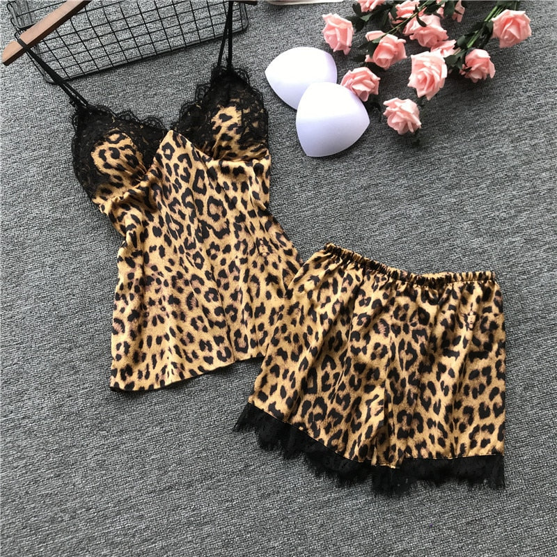 Women's Leopard Print Long Sleeve Pajamas Woman Ice Silk Fashion Animal Print Sexy Pajama Set Pajama Top and Bottom